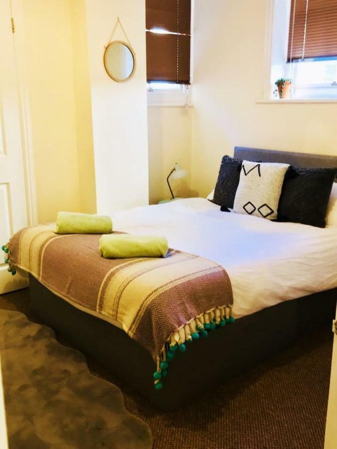 Spacious Apartment In The Heart Of St Leonards Hastings Exterior photo